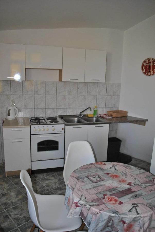 Apartmani Gradac Gradac  Extérieur photo